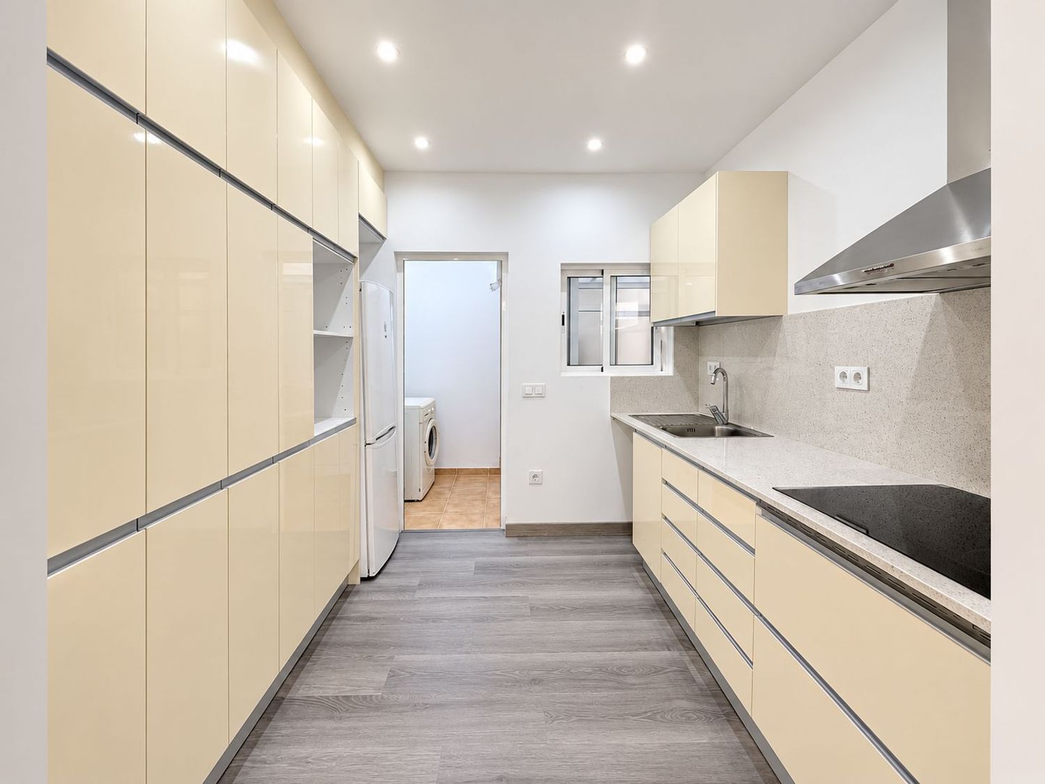 Piso en Calle Mariucha, 141, Schamann - Rehoyas - Foto 2