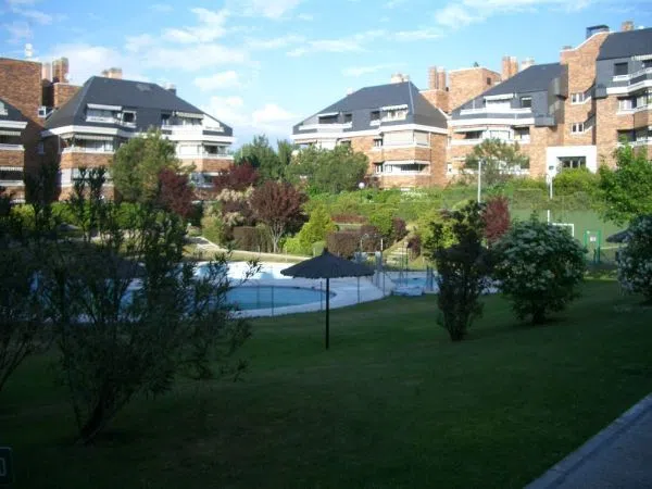 Piso en Calle Comunidad de La Rioja, 6, El Burgo - Foto 1