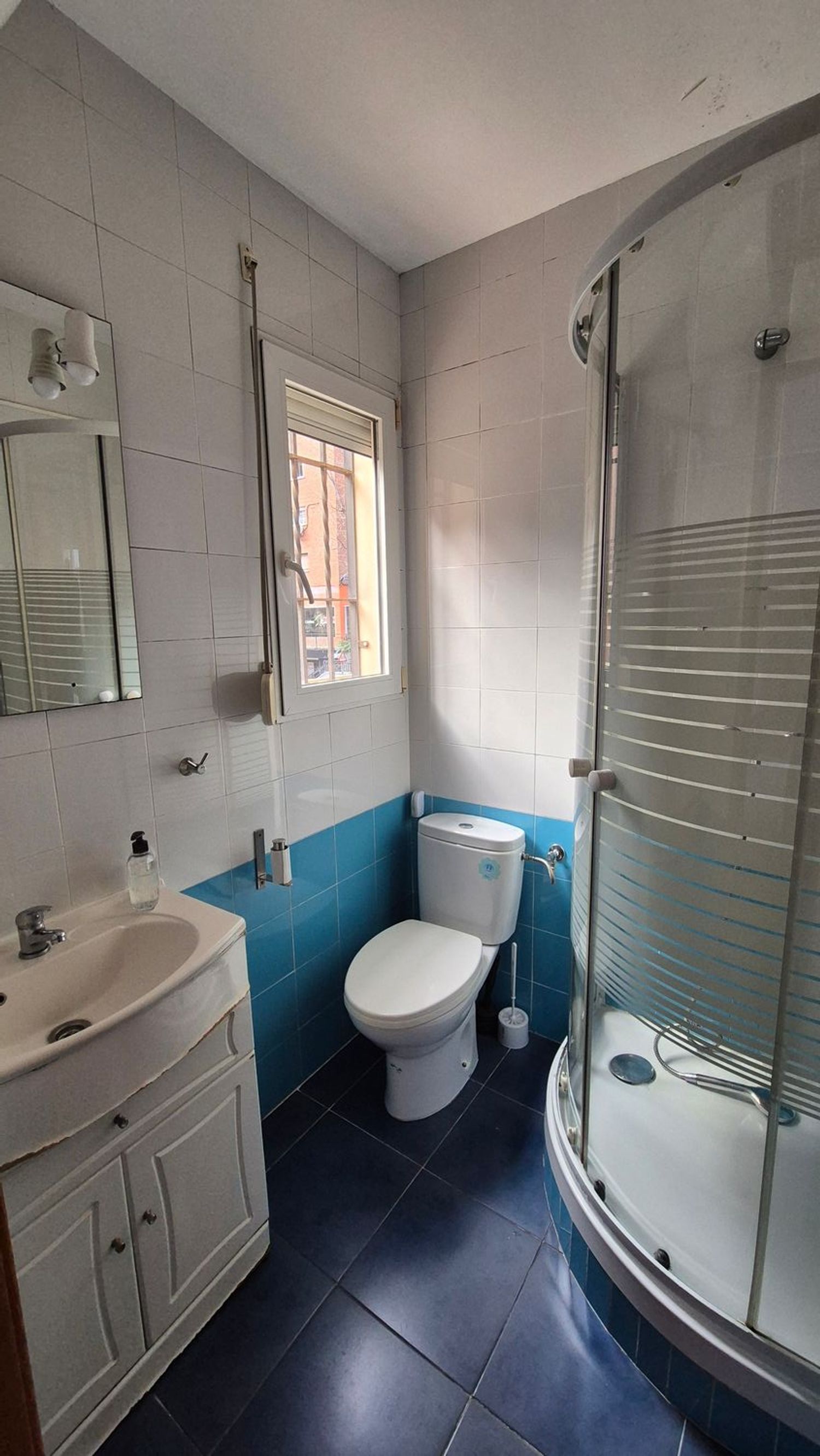 Estudio en calle de Aguilón, 14 - Foto 4