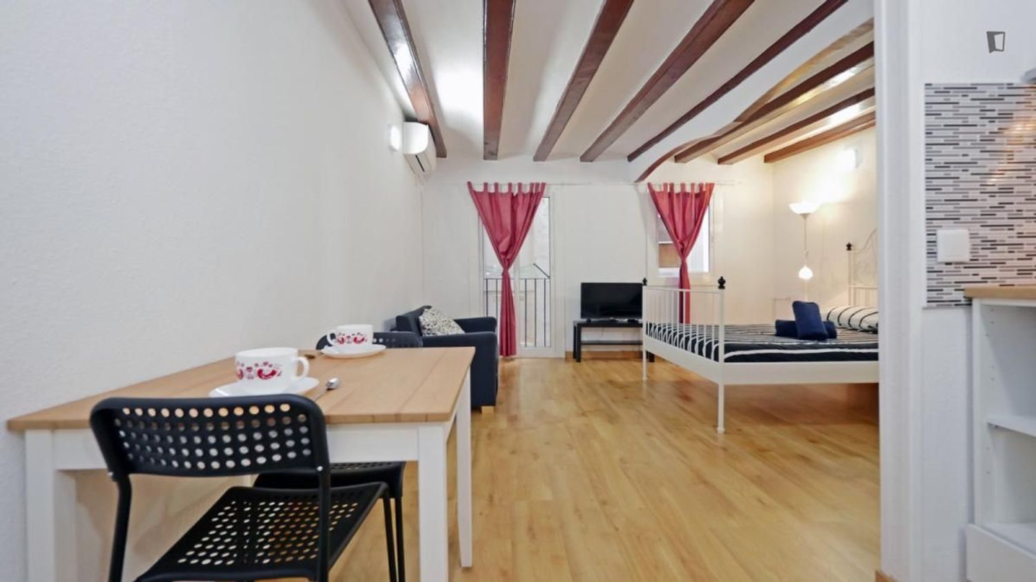 Estudio en Calle de Torres i Amat, El Raval - Foto 10