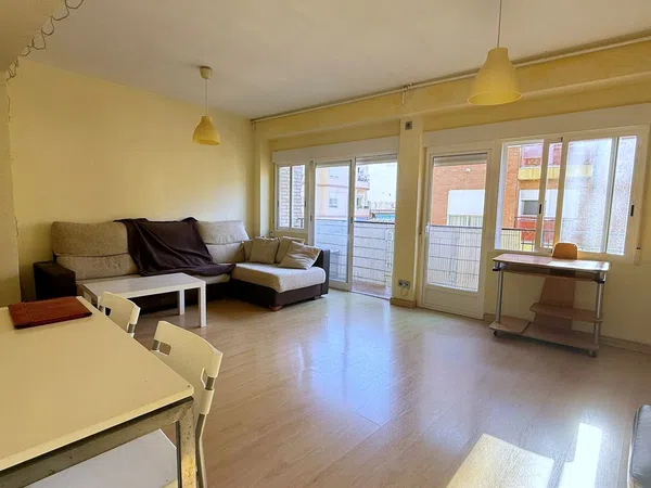 Piso en Calle Cronista Viravens - Foto 1