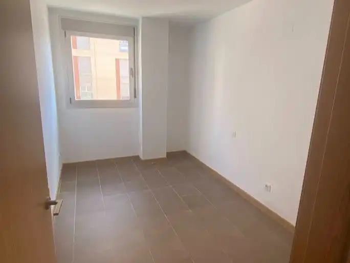 Piso en  Avenida de Castilla y León 11 - Foto 3