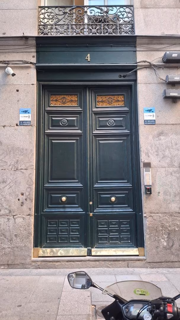 Piso en  Calle del Desengaño 4 - Foto 4