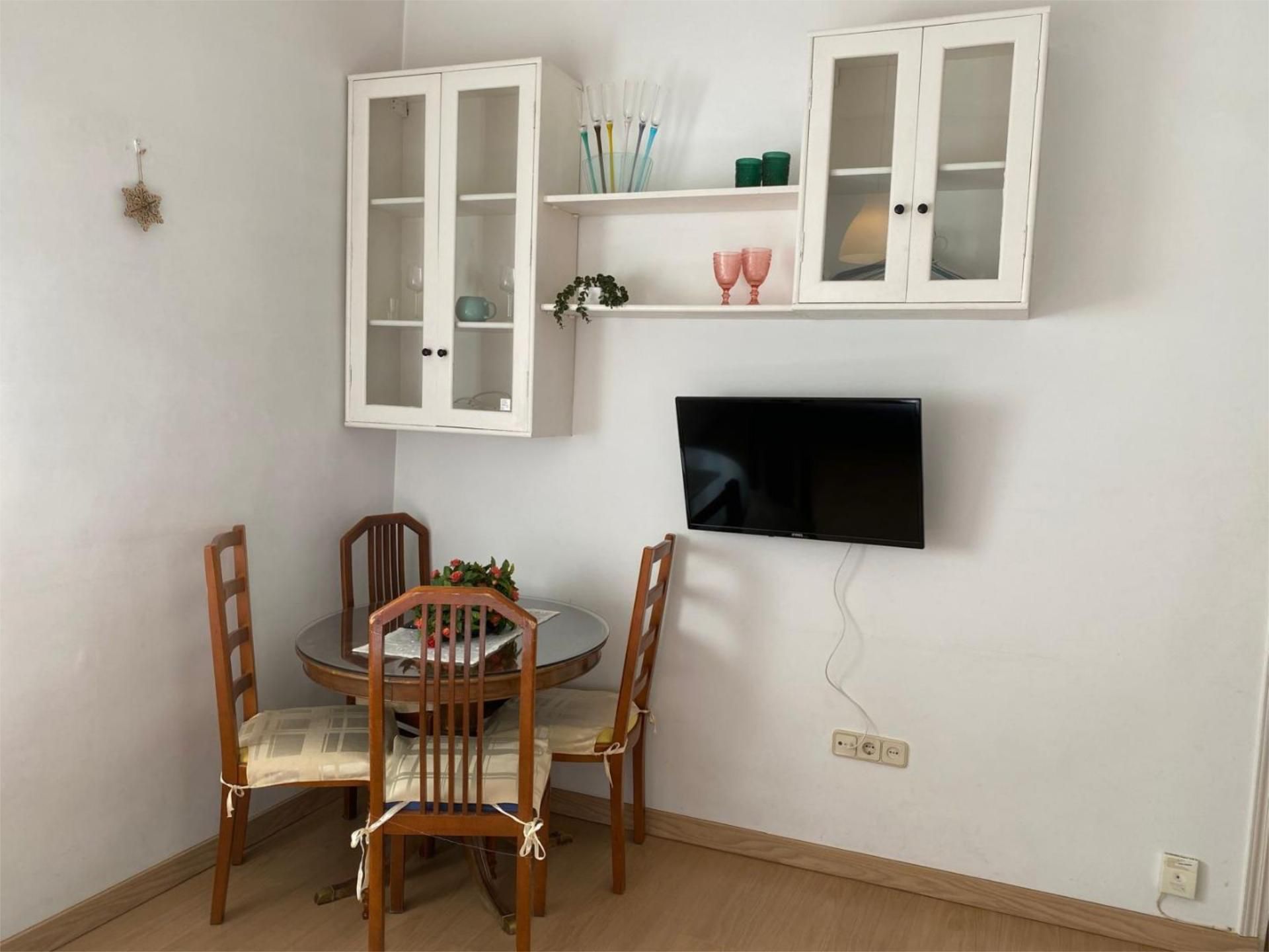 Piso en  Calle de Amaniel 5 - Foto 5