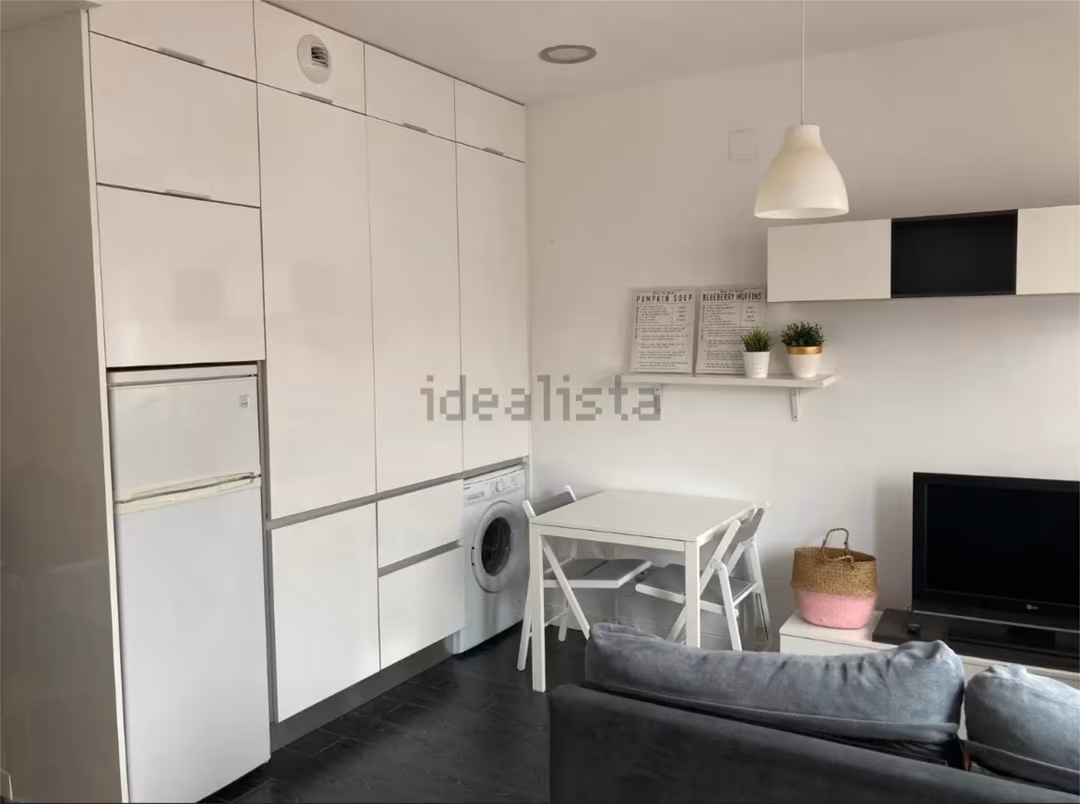 Estudio en  Calle de Herminio Puertas 13 - Foto 5