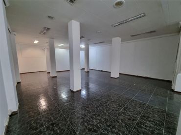 Local comercial en  Avinguda de Sant Josep de la Muntanya 11 - Foto 6