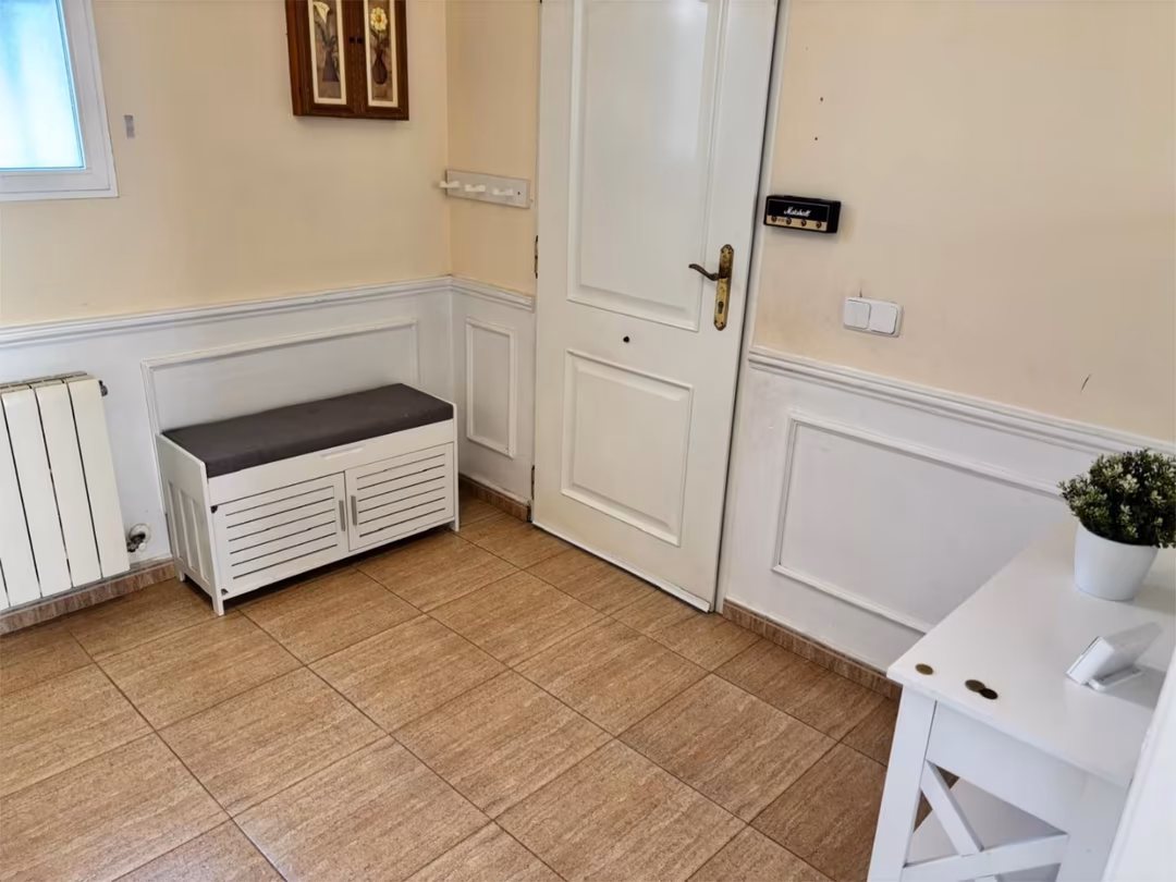 Piso en  Carrer 1 90 - Foto 5