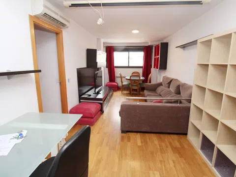 Piso en calle del Puerto de Somport, 3