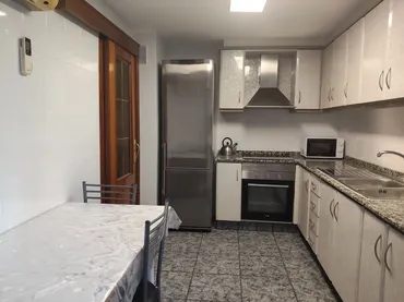 Piso en  Carrer de la Mestra Inés Mir 26 - Foto 3