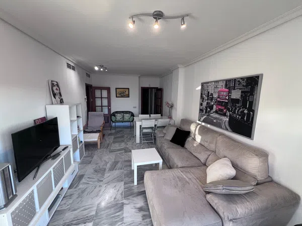 Piso en avenida de las Ciencias, 25 - Foto 4