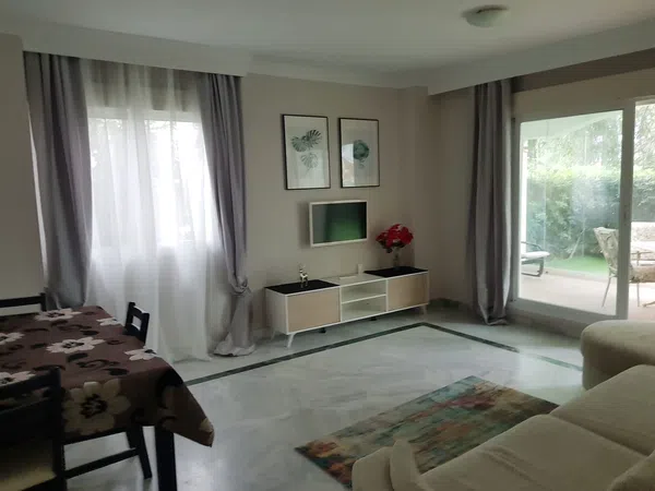 Piso en avenida Príncipe Salman, 3