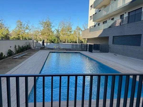Piso en Calle Ripollès - Foto 1