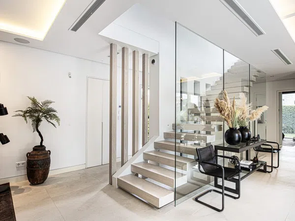 Casa independiente en Barrio La Carolina-Guadalpín - Foto 15