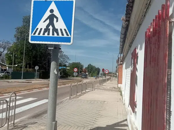 Casa de pueblo en Avenida Soria, 14 - Foto 2