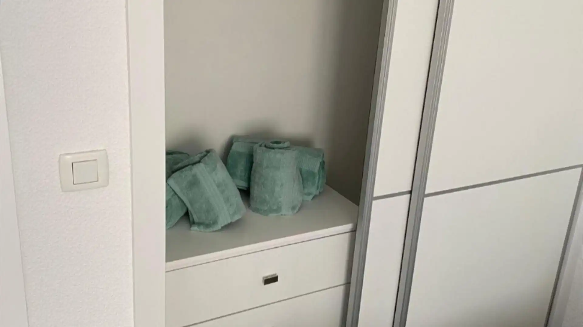 Piso en  Avenida de la Armada Española 18 - Foto 12