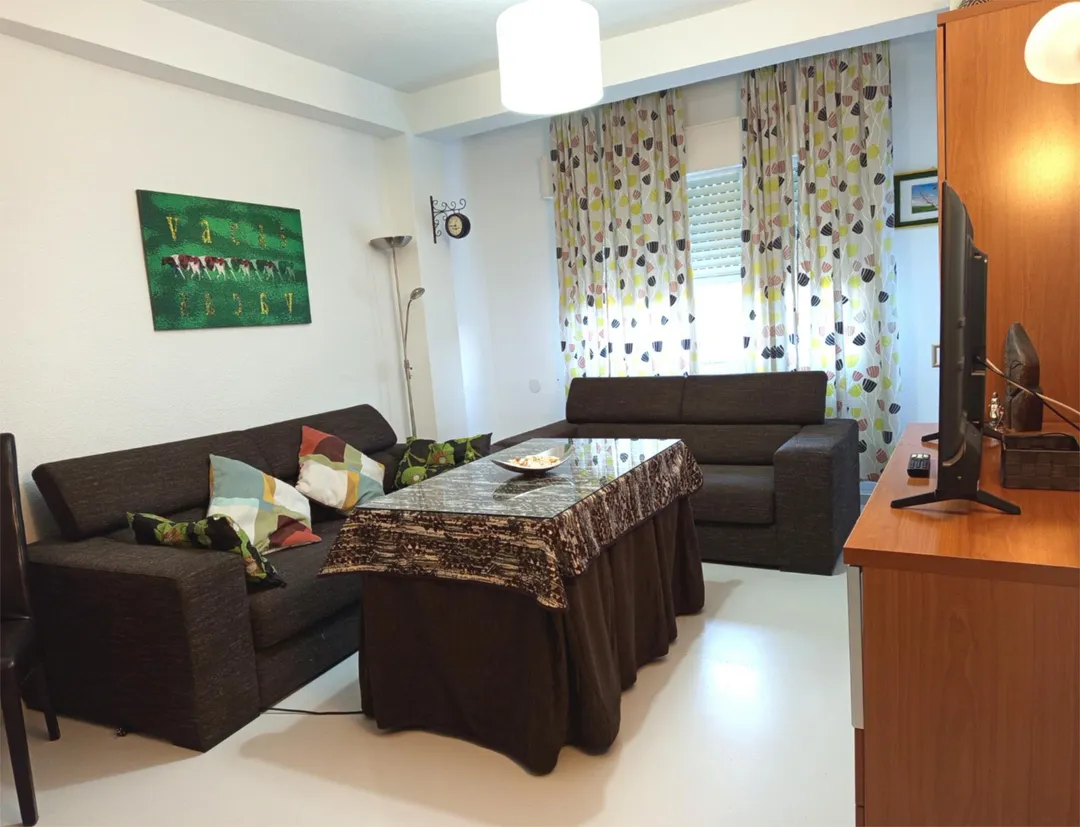 Piso en  Avenida Doctor López Cantarero Ballesteros 15 - Foto 1