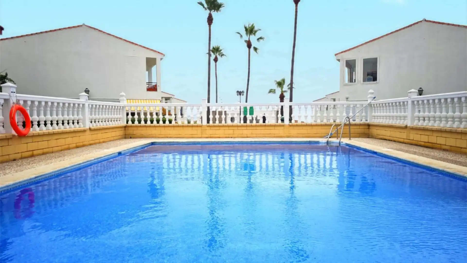 Planta baja en  Urbanización Manilva Beach 23 - Foto 1