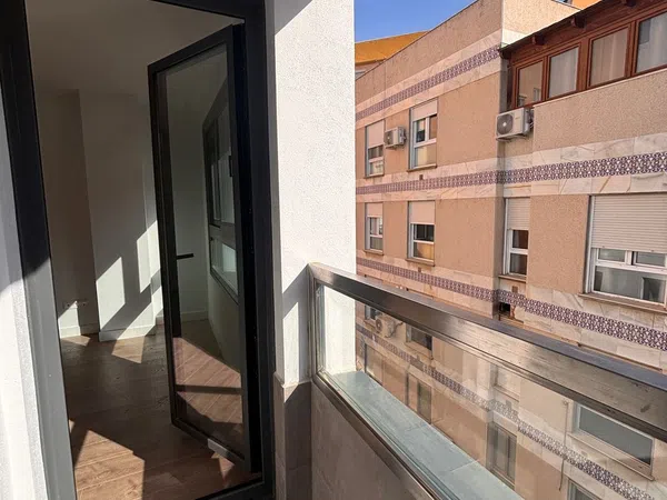 Piso en Calle Frigiliana, Girón - Las Delicias - Pacífico - Foto 7