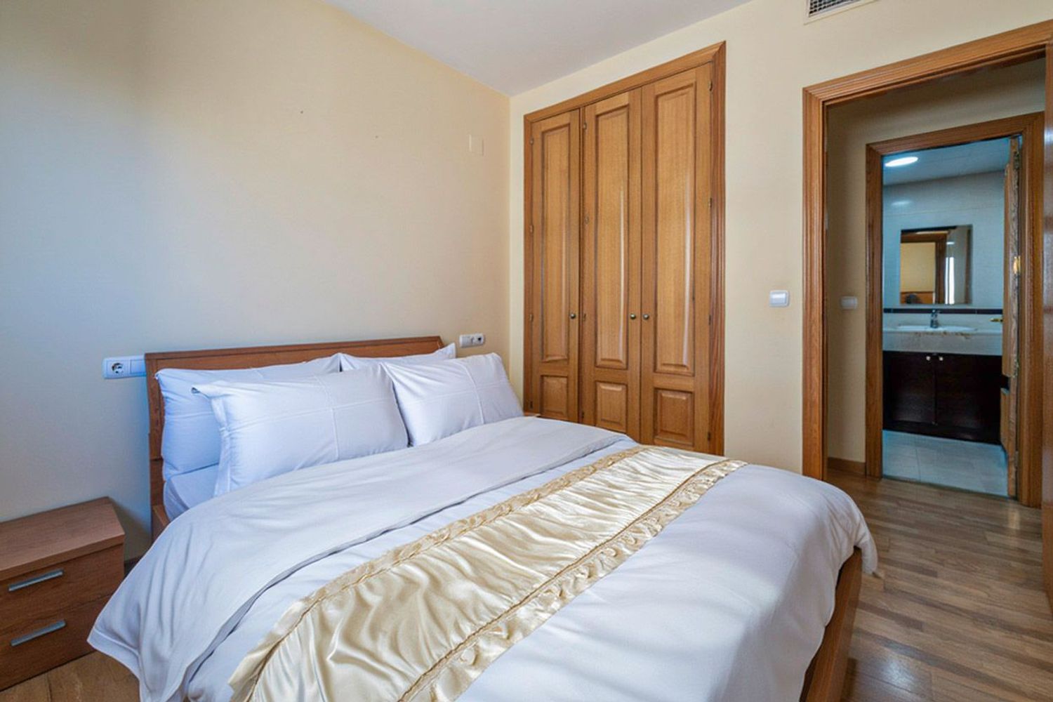 Piso en avenida de la Ilustración, 95 - Foto 7