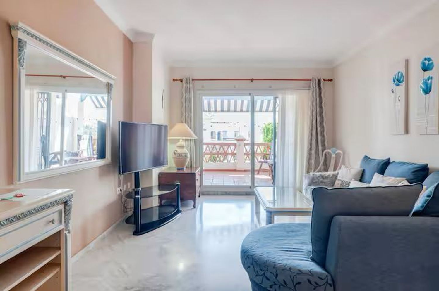 Chalet adosado en Avenida Suiza, 17 - Foto 2