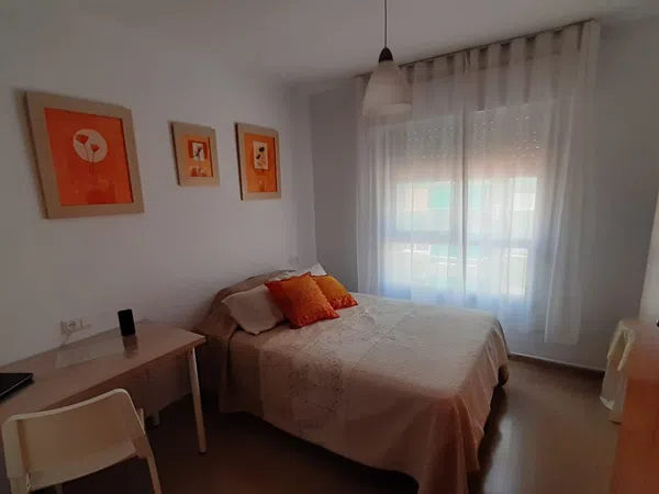 Piso en calle Brújula, 16