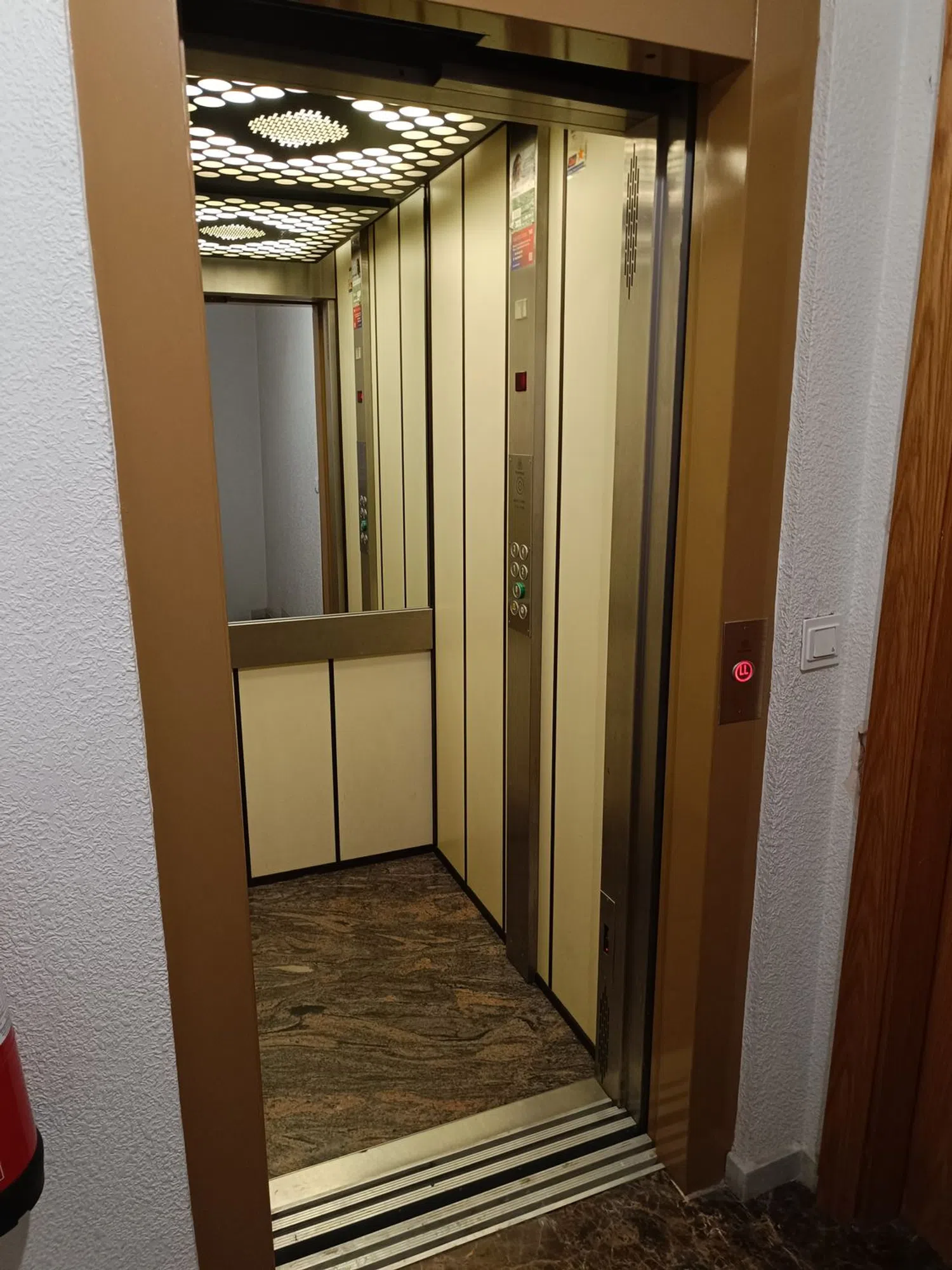 Piso en calle del Bisbe en Jeroni, 7 - Foto 7