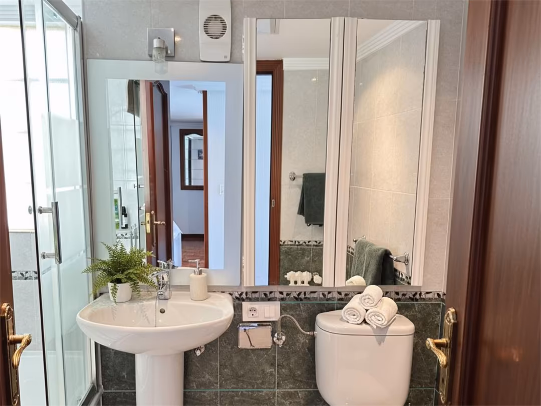 Piso en  Avenida Buenavista 12 - Foto 7