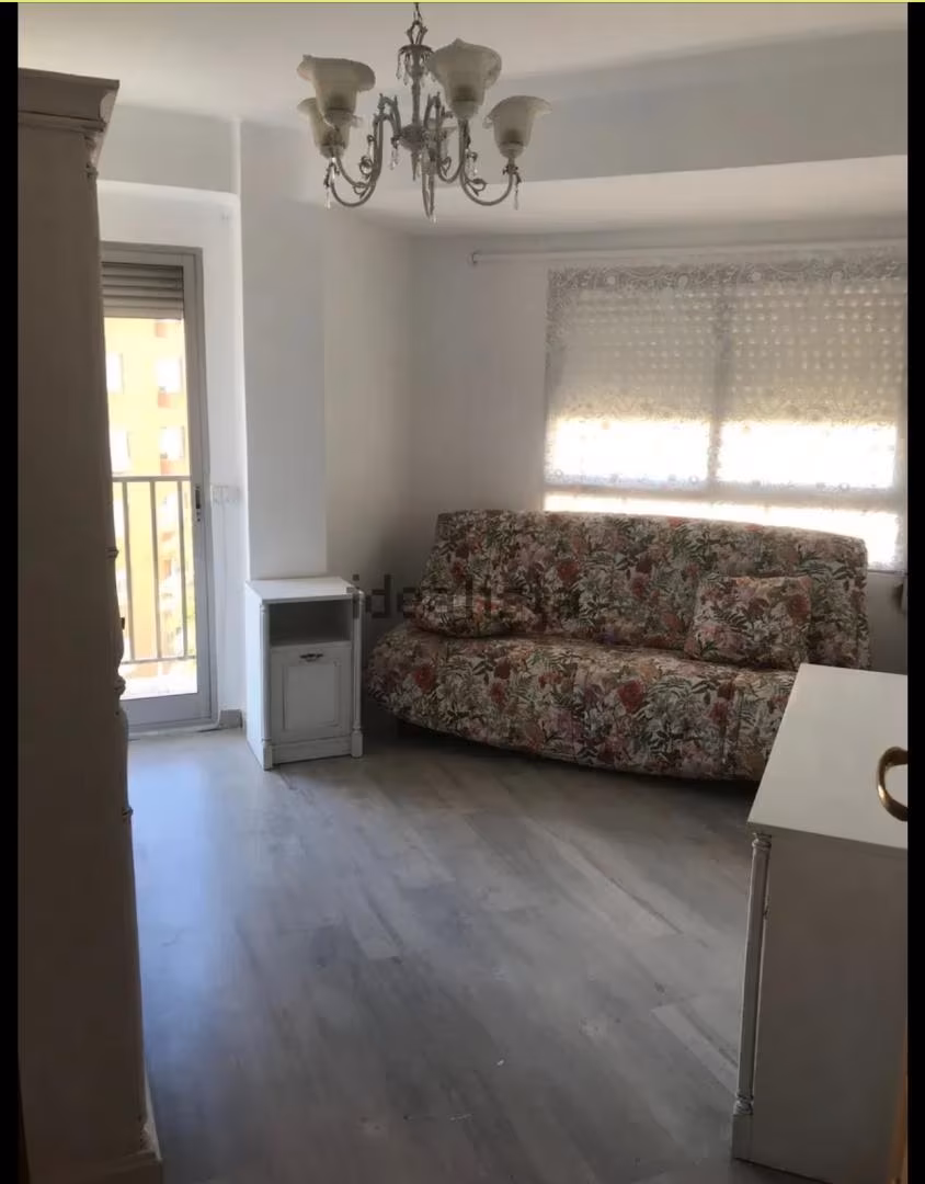 Piso en  Avinguda de Gaspar Aguilar 69 - Foto 9