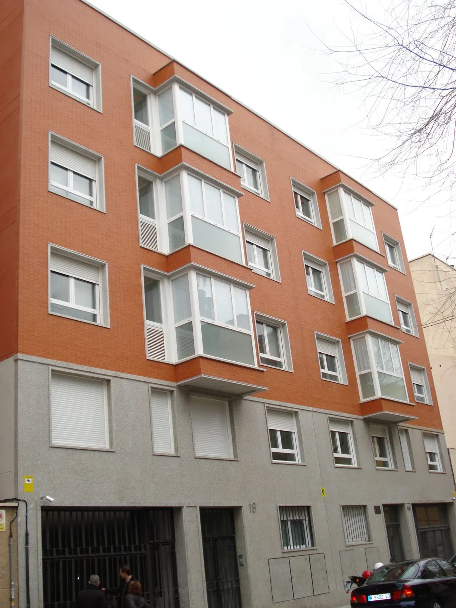 Estudio en calle de los Vascos, 21 - Foto 1