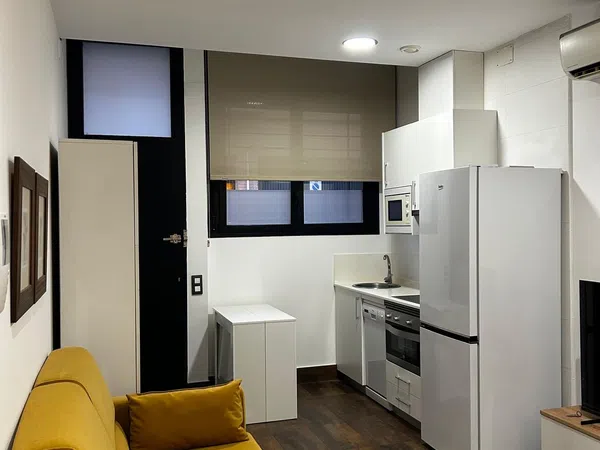 Estudio en calle de Francisco Cabo, 2