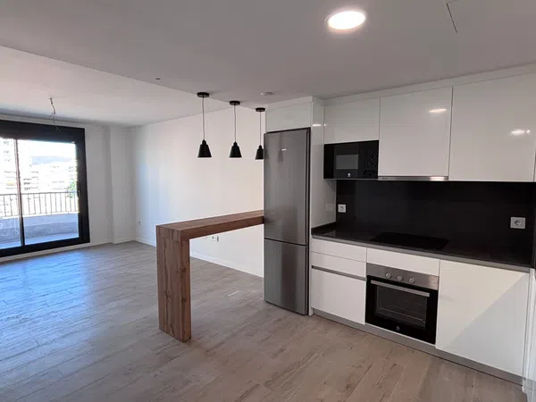 Piso en avenida de los Guindos, 20 - Foto 2