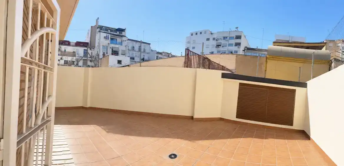 Piso en  Carrer de Dénia 41 - Foto 13