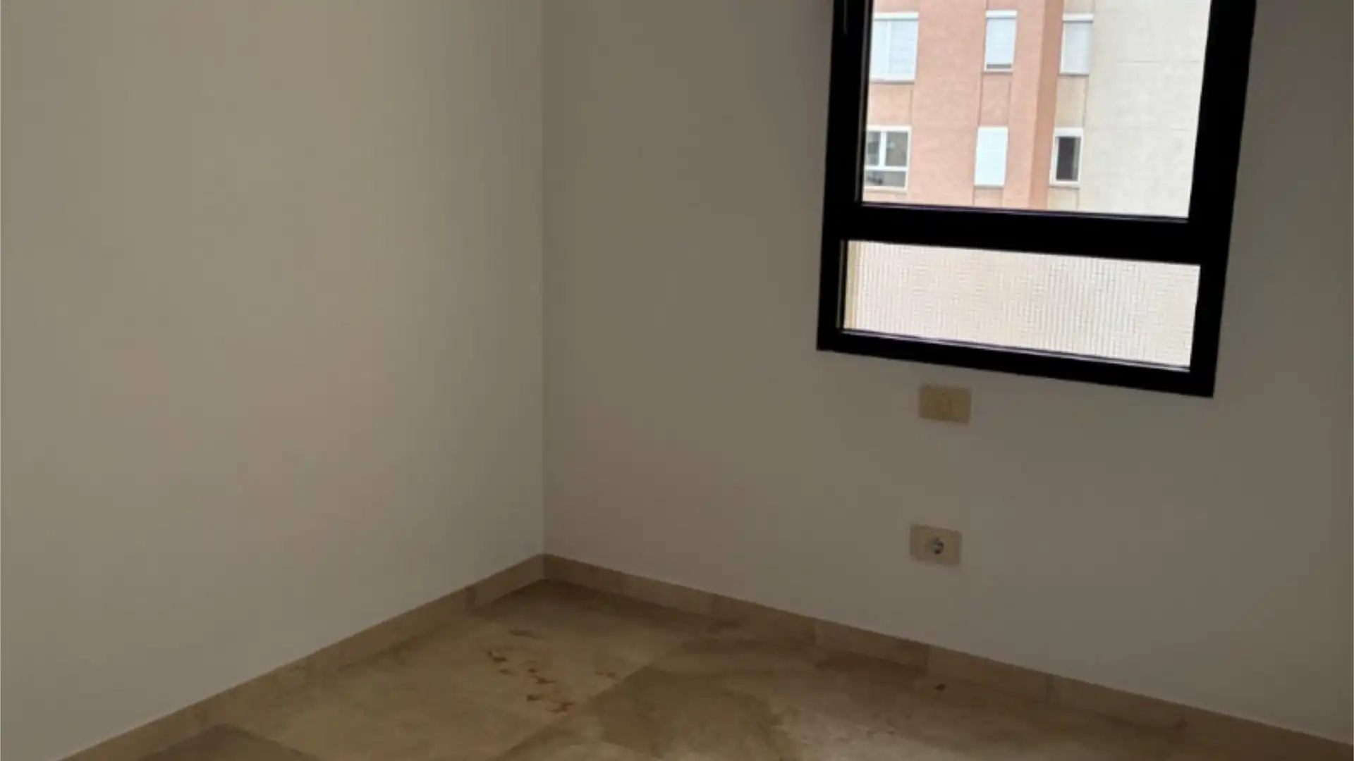 Piso en  Avenida Pintor Felo Monzón 34 - Foto 11