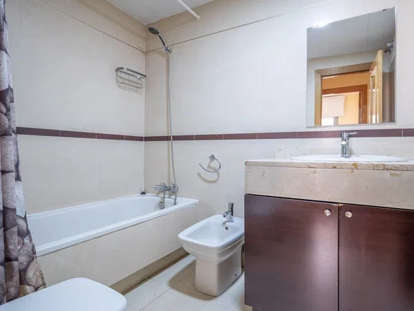 Piso en avenida de la Ilustración, 95 - Foto 18