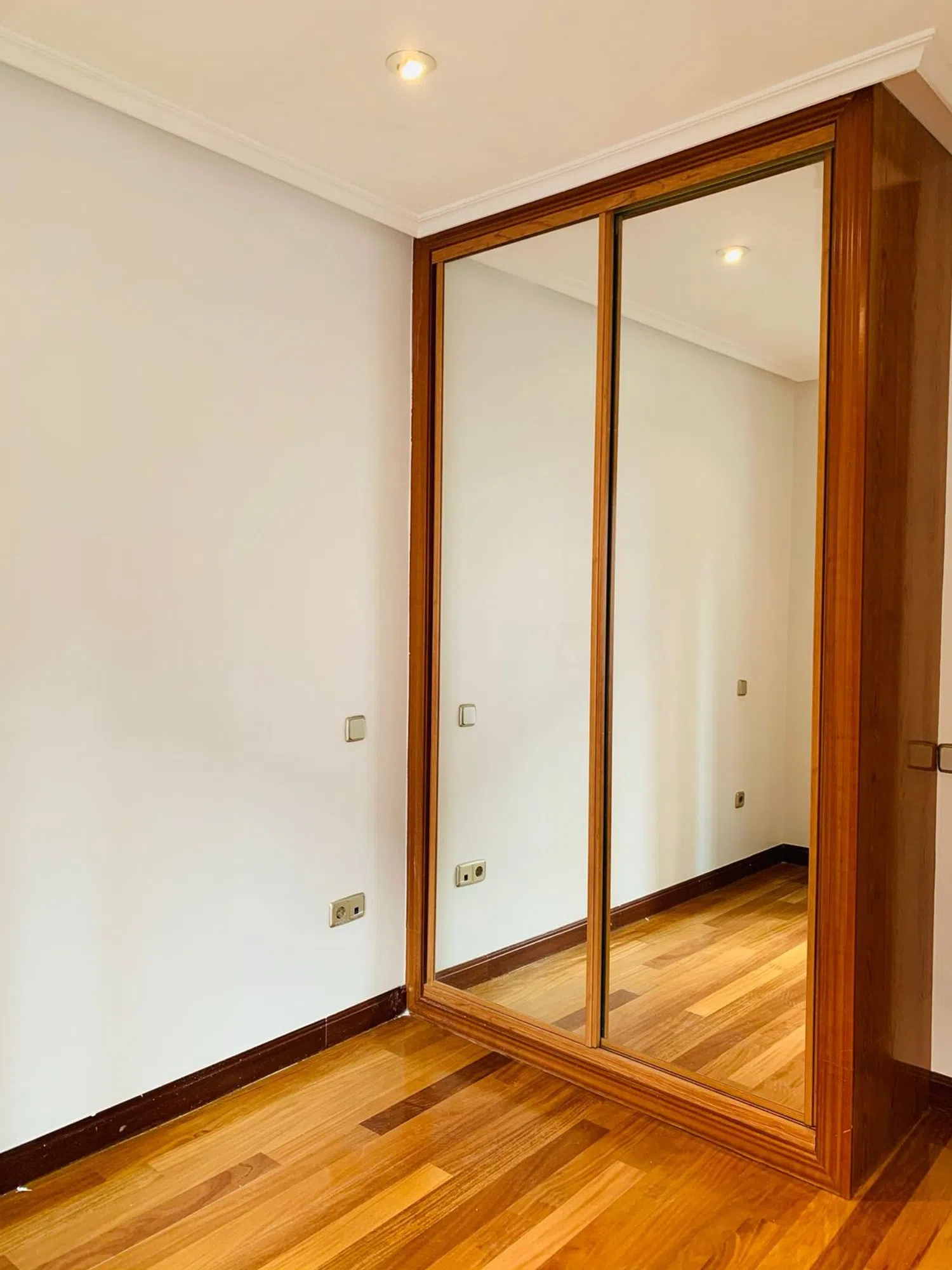 Piso en calle de Isabel la Católica, 11 - Foto 8