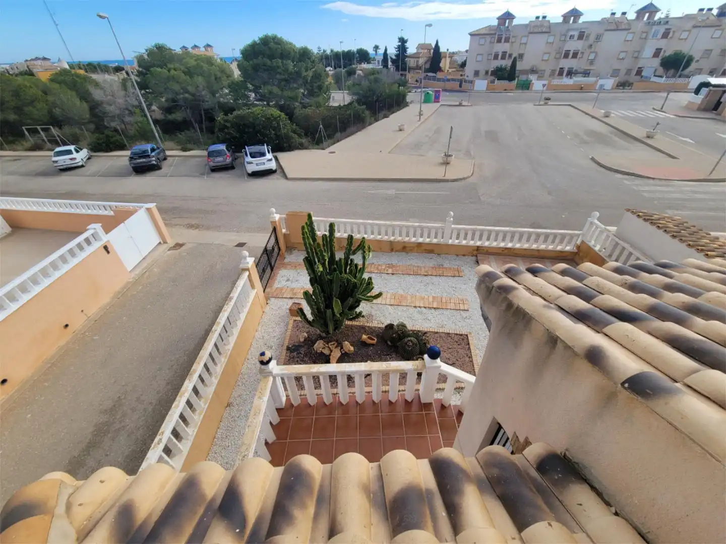 Casa adosada en  Calle Castillo de la Mola 1 - Foto 12