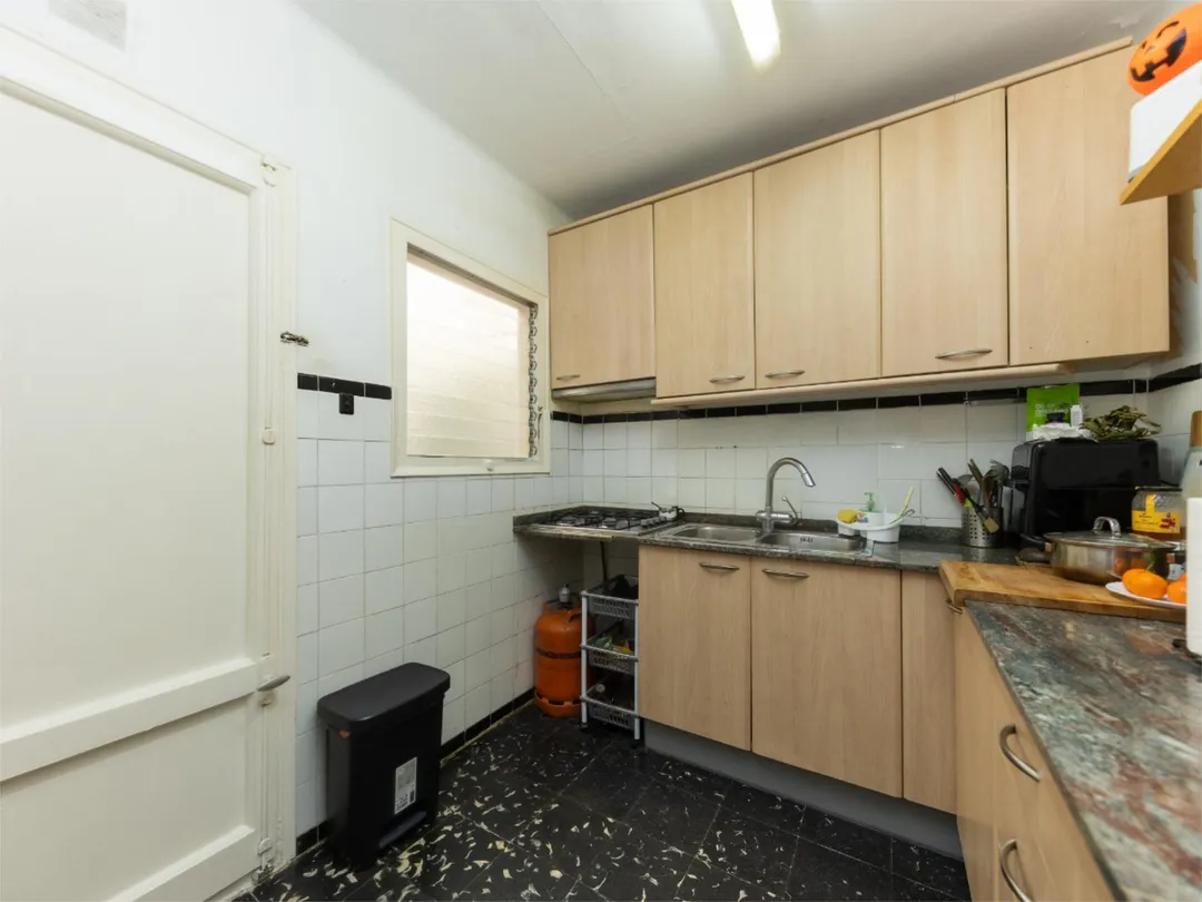 Piso en  Carrer de Pere Masallach 6 - Foto 4