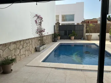 Chalet en  Calle Laguna de Neila 2 - Foto 1