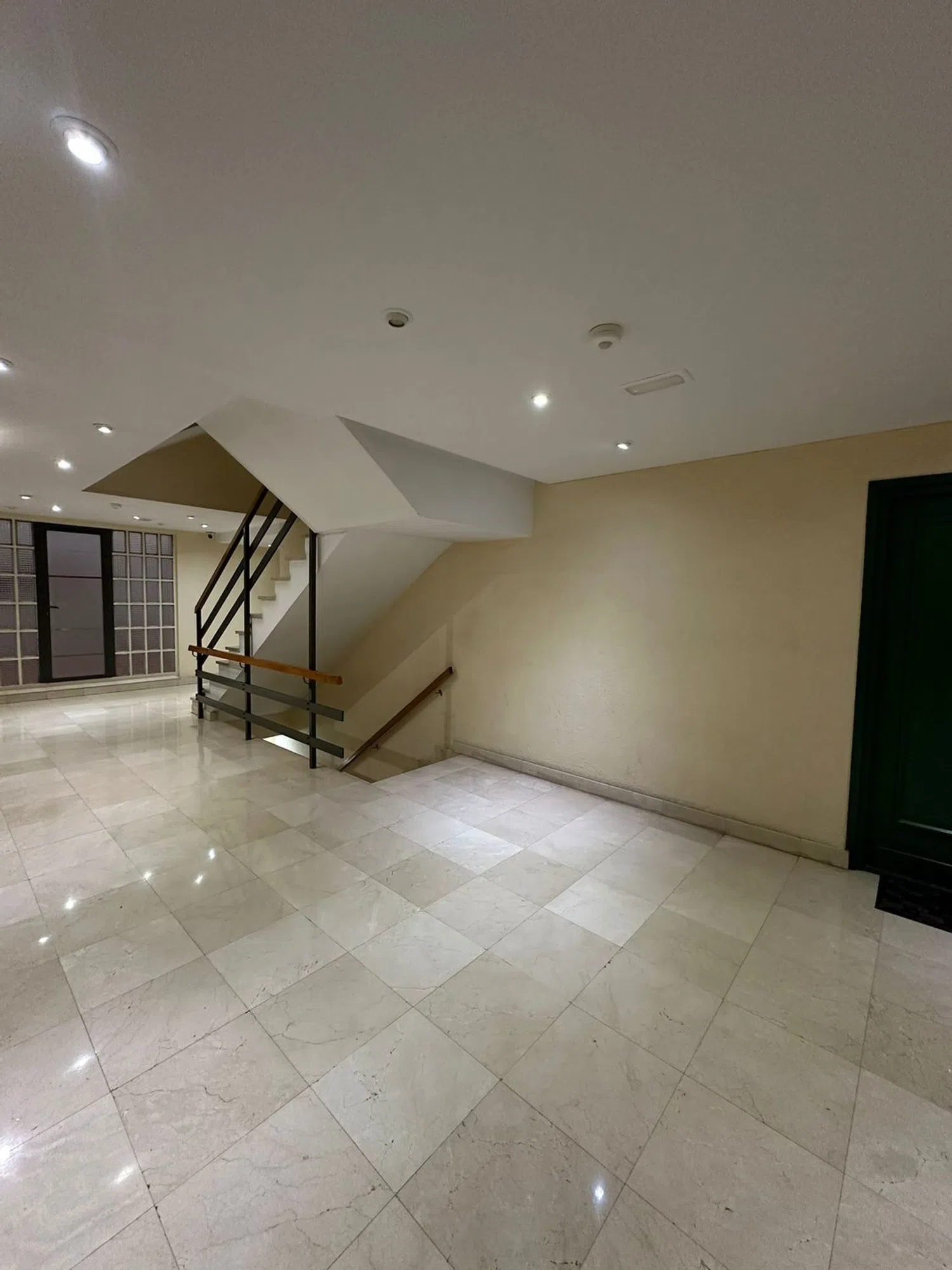 Estudio en Barrio Salvador - Foto 11