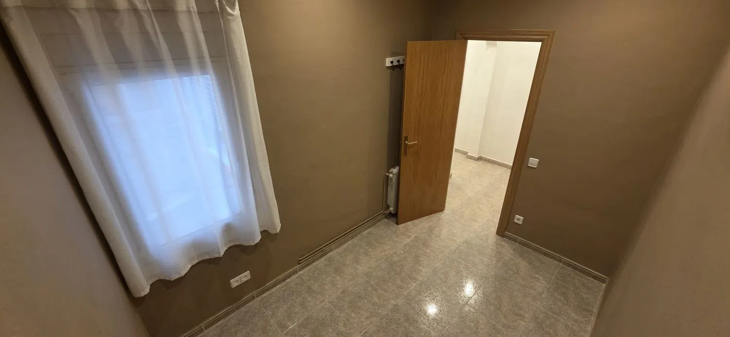 Piso en Barrio El Guinardó - Foto 3