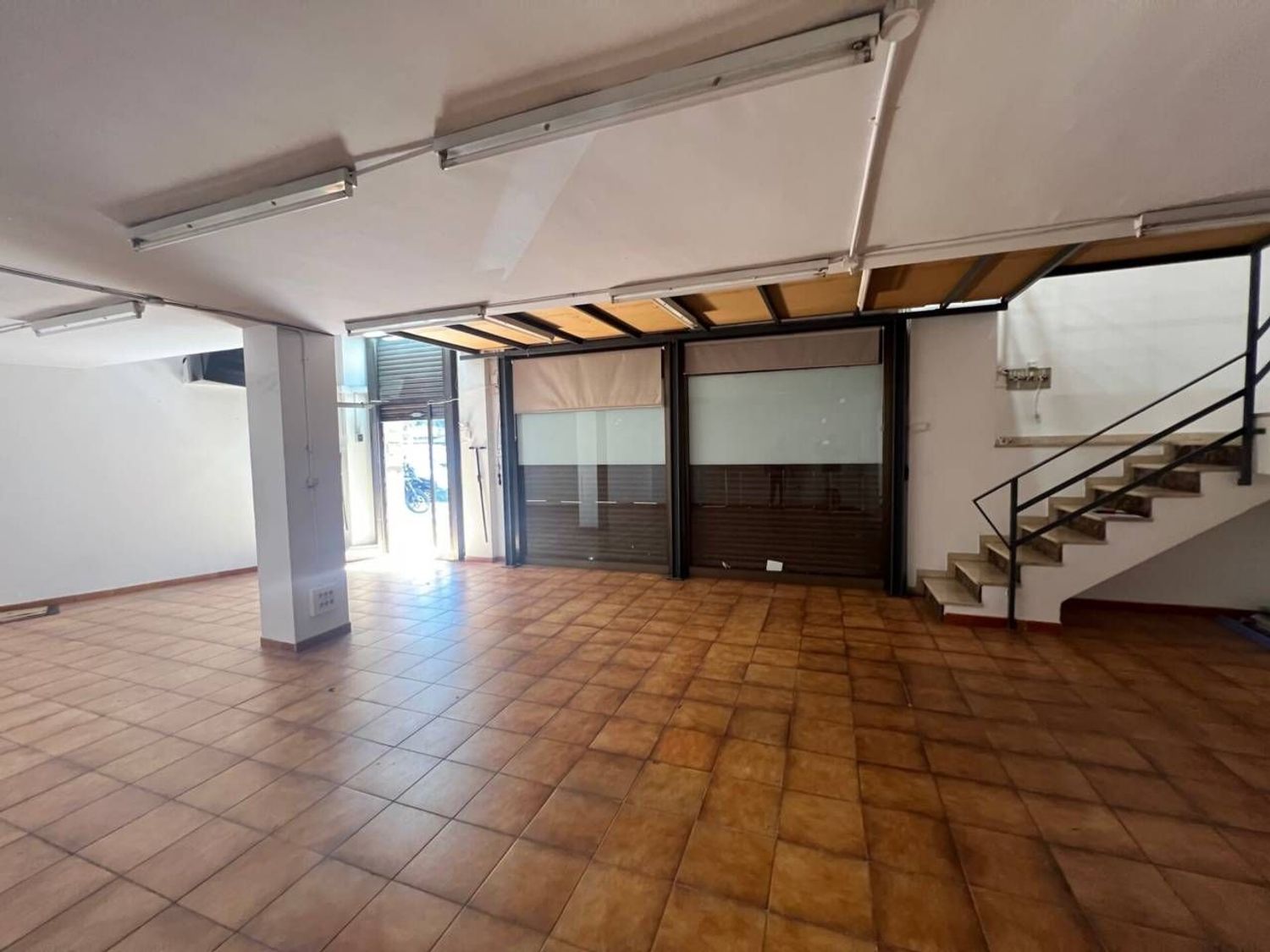 Local en Calle del Marquès de Comillas, 31, El Centre - Foto 4
