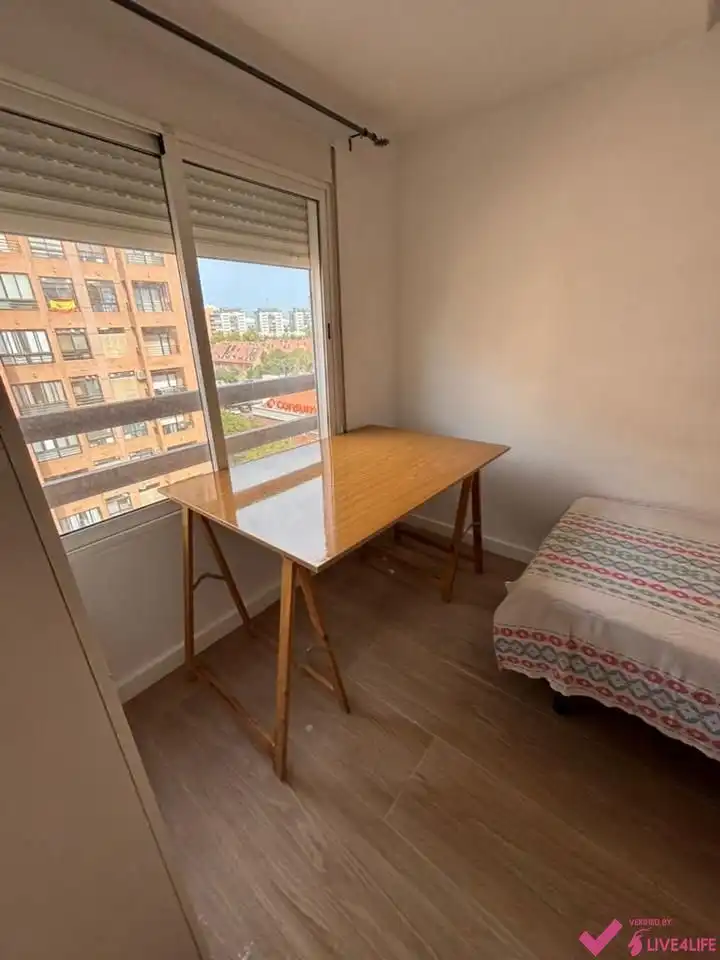 Piso en  calle d'Emili Baró - Foto 21