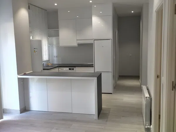 Piso en calle Mirueña, 9