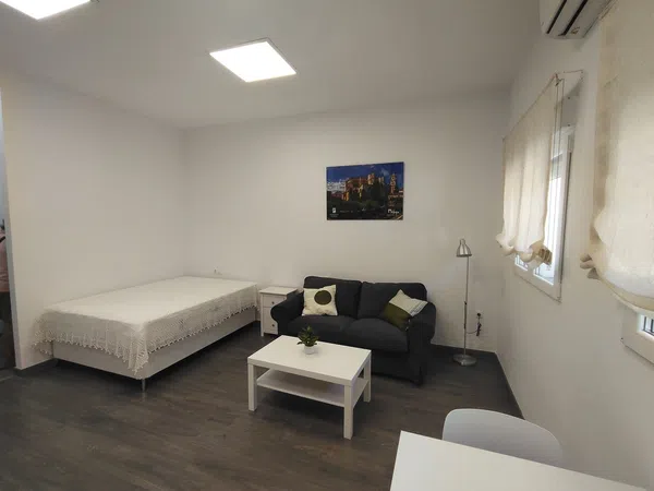 Estudio en Calle Frigiliana, Los Guindos - Parque Mediterráneo - Santa Paula - Foto 6