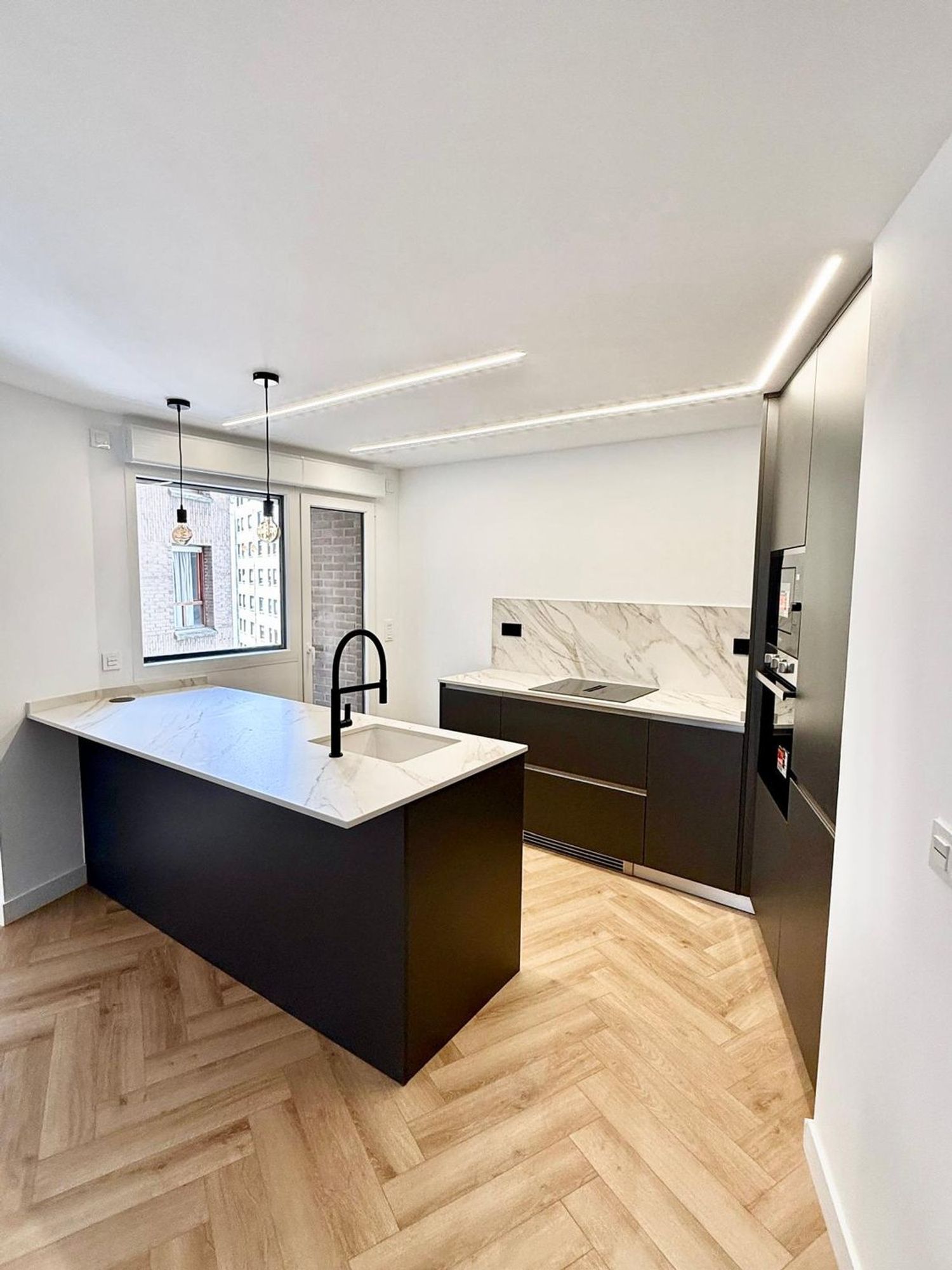 Piso en Calle Victor Chavarri, 19, Salesas-Foncalada-Campoamor - Foto 13