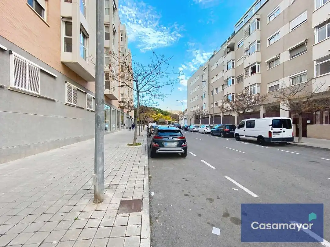 Local comercial en  Carrer Sax 2 - Foto 7