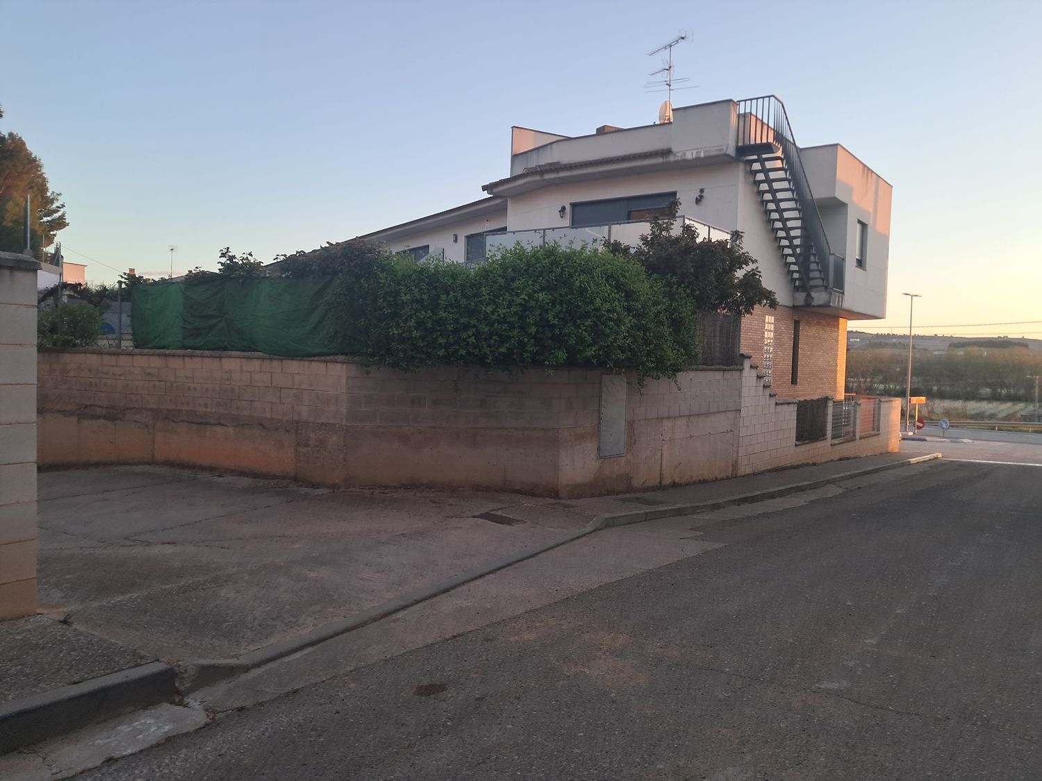 Chalet adosado en Avenida Valencia, 1 a - Foto 3