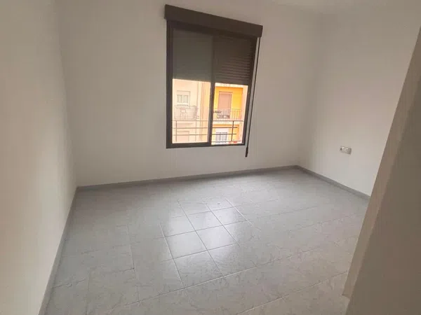 Piso en Calle de Jacinto Benavente, Zona Ensanche-Parque oeste - Foto 12