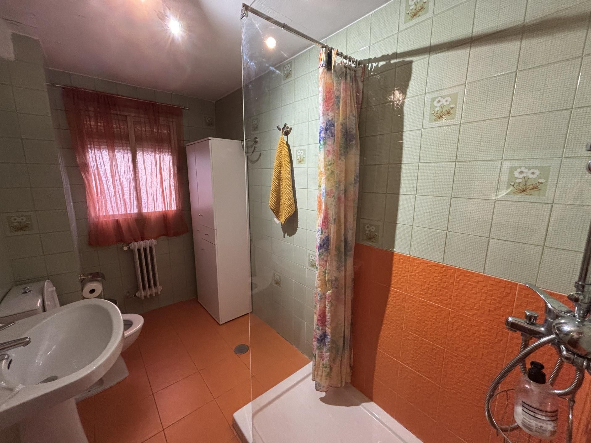 Piso en  Calle Cardenal Parrado 25 - Foto 13