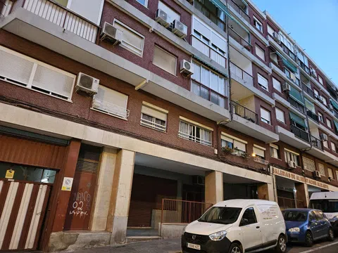 Piso en calle de la Fotógrafa Pilar Cortés Alemañ, 18